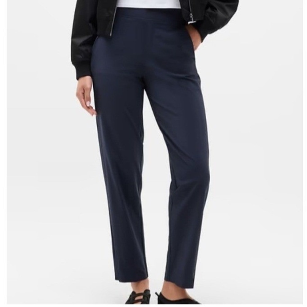 Athleta Brooklyn Ankle Pant Jogger Womens 2 Navy Blue Minimalist Travel Capsule